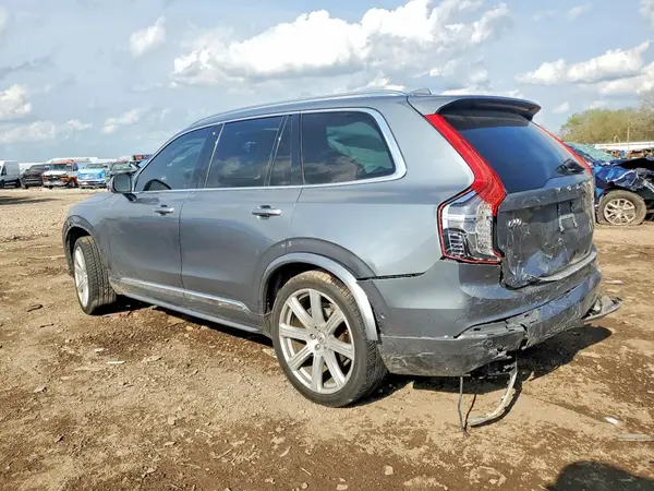 YV4A22PL4J1320263 2018 VOLVO XC90 - Image 2