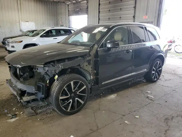 YV4A22PL4J1366627 2018 VOLVO XC90 - Image 1