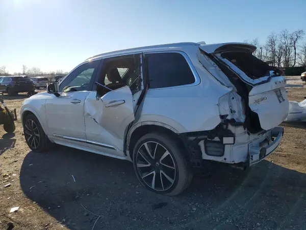 YV4A22PL4J1368362 2018 VOLVO XC90 - Image 2