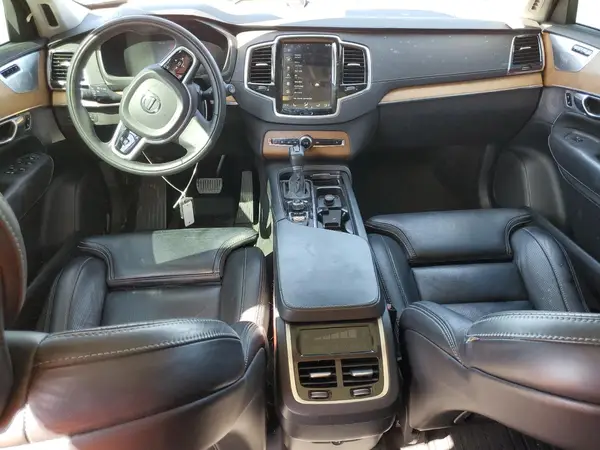 YV4A22PL4K1419697 2019 VOLVO XC90 - Image 8