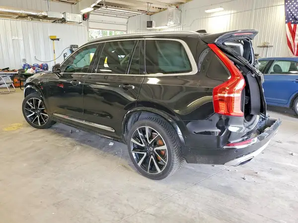 YV4A22PL4K1424544 2019 VOLVO XC90 - Image 2