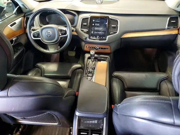 YV4A22PL4K1424544 2019 VOLVO XC90 - Image 8