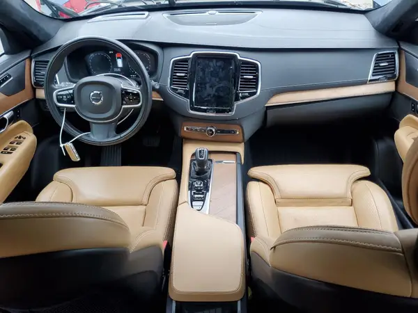 YV4A22PL4K1457267 2019 VOLVO XC90 - Image 8