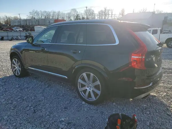 YV4A22PL4K1468219 2019 VOLVO XC90 - Image 2