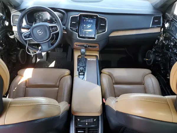 YV4A22PL4K1492780 2019 VOLVO XC90 - Image 8
