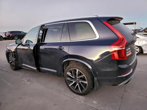 YV4A22PL4K1500148 2019 VOLVO XC90 - Image 2