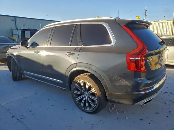 YV4A22PL4L1569942 2020 VOLVO XC90 - Image 2