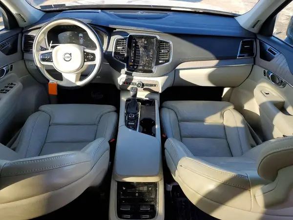 YV4A22PL4M1766708 2021 VOLVO XC90 - Image 8