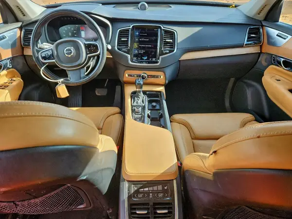 YV4A22PL5G1012401 2016 VOLVO XC90 - Image 8
