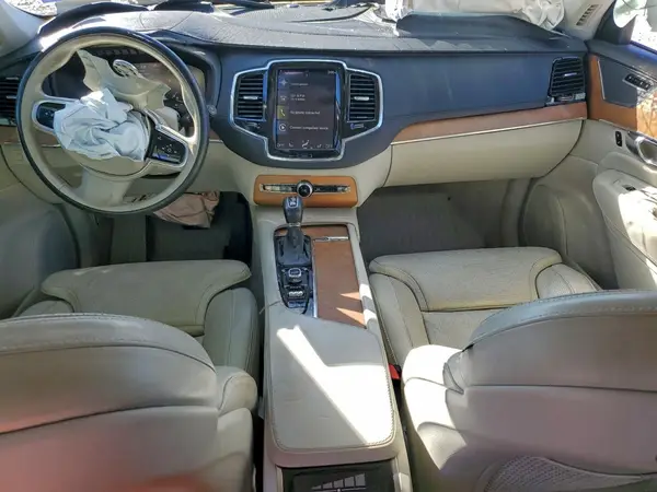 YV4A22PL5G1013449 2016 VOLVO XC90 - Image 8