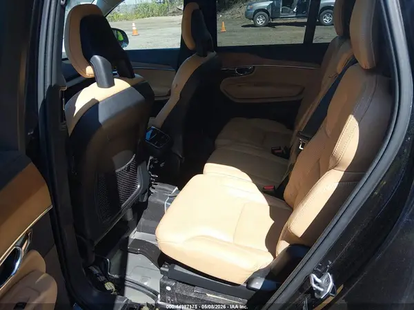 YV4A22PL5G1013726 2016 VOLVO XC90 - Image 8