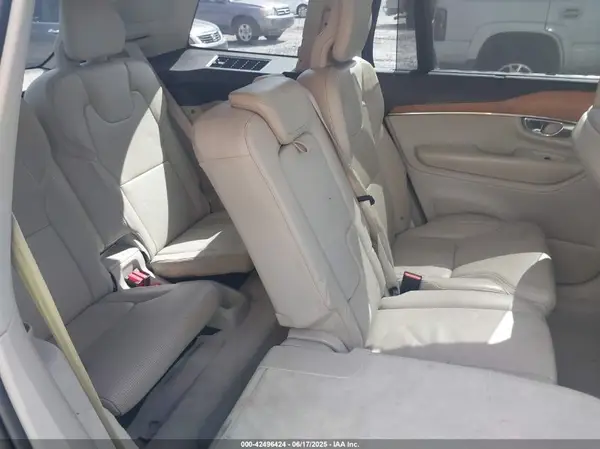 YV4A22PL5G1030347 2016 VOLVO XC90 - Image 8
