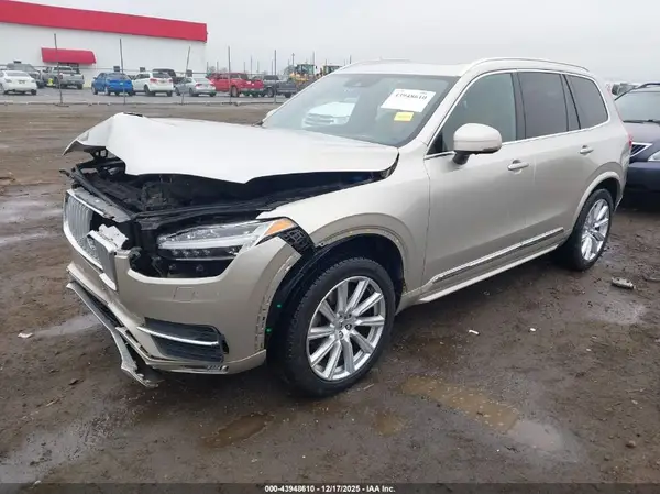 YV4A22PL5G1057578 2016 VOLVO XC90 - Image 2