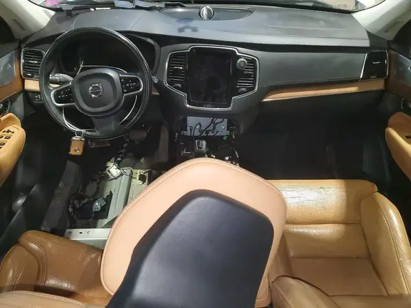 YV4A22PL5G1070511 2016 VOLVO XC90 - Image 8