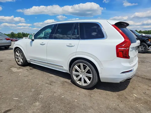 YV4A22PL5H1167404 2017 VOLVO XC90 - Image 2