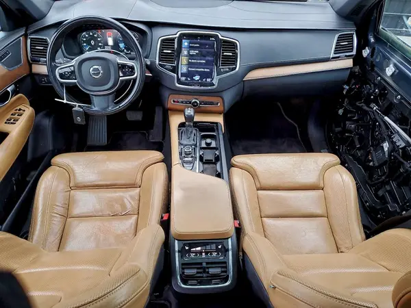 YV4A22PL5H1174188 2017 VOLVO XC90 - Image 8