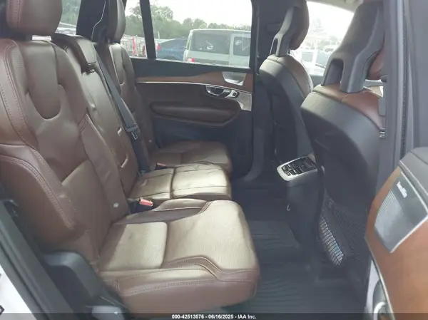 YV4A22PL5J1193586 2018 VOLVO XC90 - Image 8