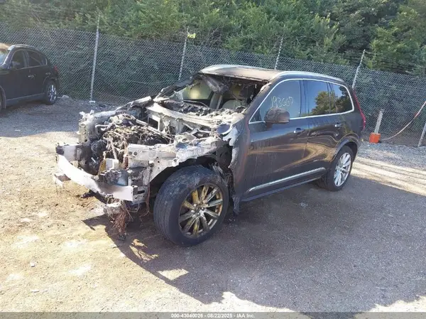 YV4A22PL5J1193667 2018 VOLVO XC90 - Image 2