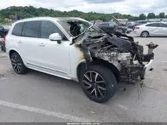 YV4A22PL5J1204716 2018 VOLVO XC90