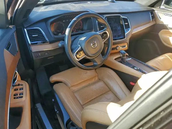 YV4A22PL5J1206949 2018 VOLVO XC90 - Image 8