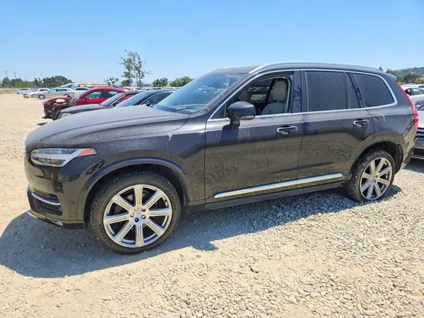 YV4A22PL5J1208362 2018 VOLVO XC90 - Image 1