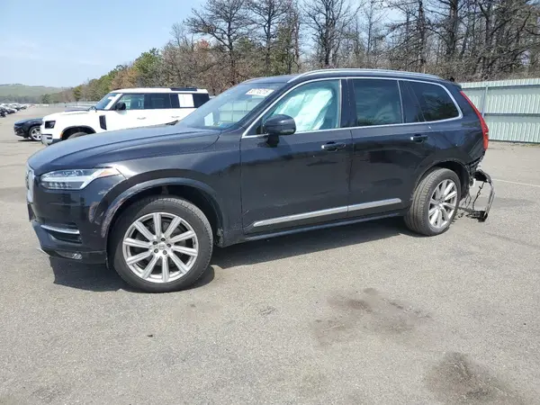 YV4A22PL5J1324452 2018 VOLVO XC90 - Image 1