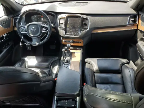 YV4A22PL5J1324452 2018 VOLVO XC90 - Image 8