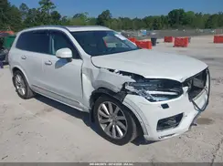YV4A22PL5J1332048 2018 VOLVO XC90