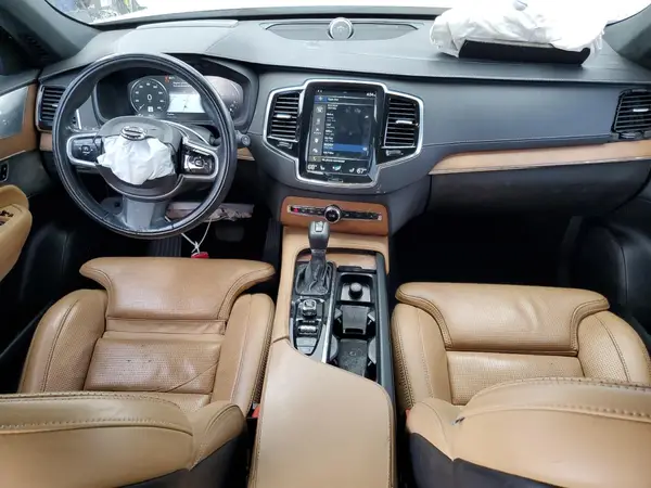 YV4A22PL5J1380830 2018 VOLVO XC90 - Image 8