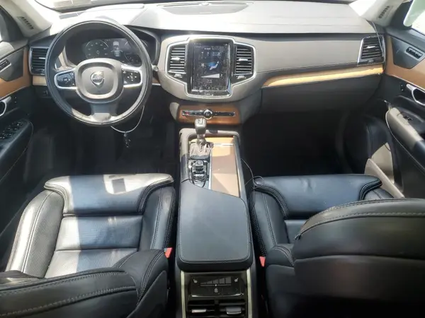 YV4A22PL5K1442809 2019 VOLVO XC90 - Image 8