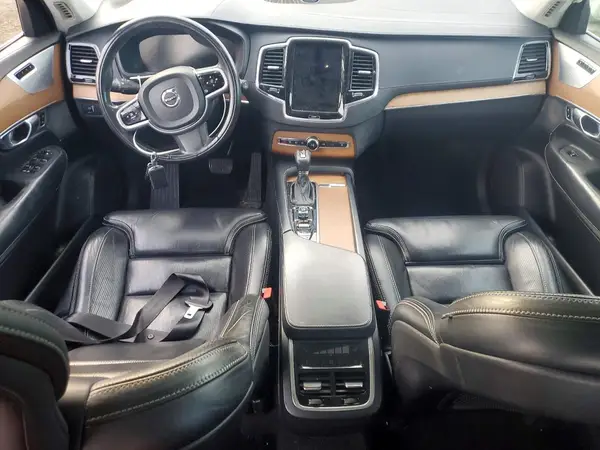 YV4A22PL5K1457763 2019 VOLVO XC90 - Image 8