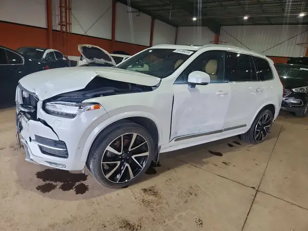 YV4A22PL5K1502975 2019 VOLVO XC90 - Image 1