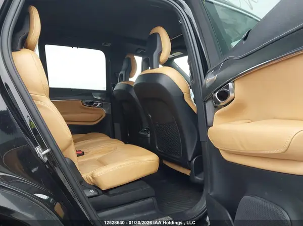 YV4A22PL5L1581324 2020 VOLVO XC90 - Image 8