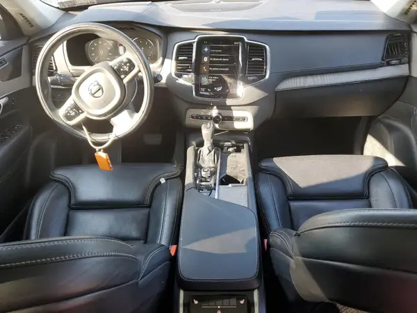 YV4A22PL5M1771447 2021 VOLVO XC90 - Image 8