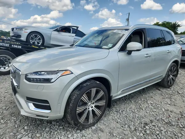 YV4A22PL5N1787861 2022 VOLVO XC90 - Image 1