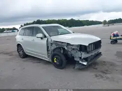 YV4A22PL5N1857990 2022 VOLVO XC90