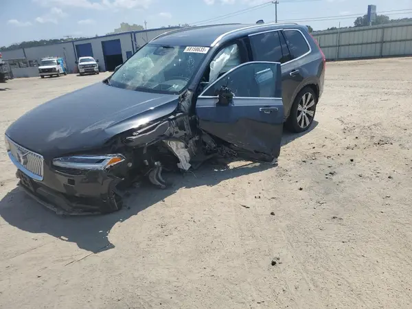 YV4A22PL5N1866821 2022 VOLVO XC90 - Image 1