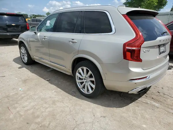 YV4A22PL6G1013962 2016 VOLVO XC90 - Image 2