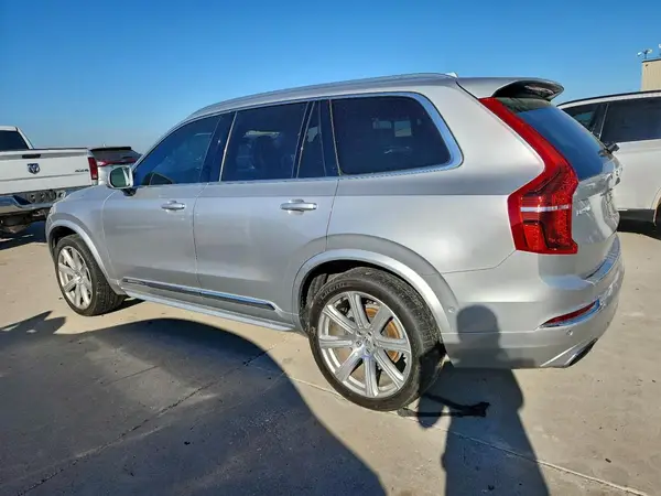 YV4A22PL6G1017199 2016 VOLVO XC90 - Image 2