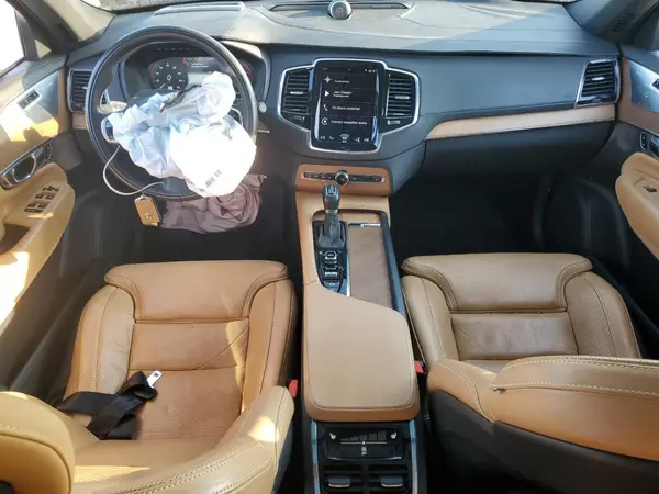 YV4A22PL6G1022614 2016 VOLVO XC90 - Image 8