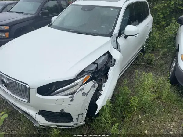 YV4A22PL6G1030065 2016 VOLVO XC90 - Image 2
