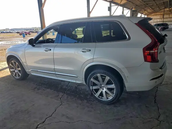 YV4A22PL6G1031944 2016 VOLVO XC90 - Image 2