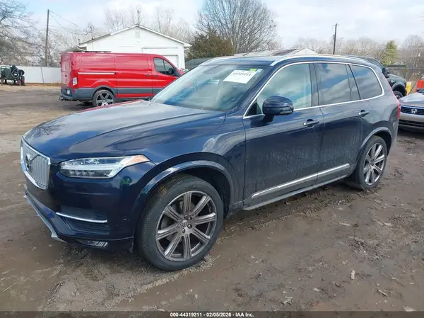 YV4A22PL6G1041969 2016 VOLVO XC90 - Image 2
