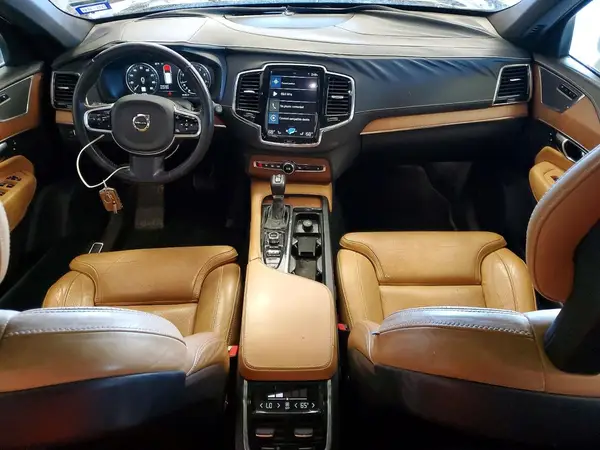YV4A22PL6H1106904 2017 VOLVO XC90 - Image 8