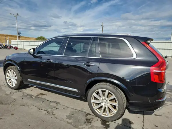 YV4A22PL6H1156718 2017 VOLVO XC90 - Image 2