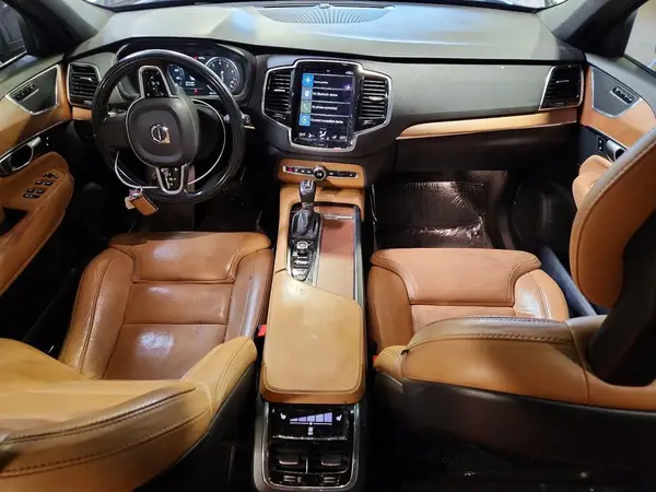 YV4A22PL6H1181909 2017 VOLVO XC90 - Image 8