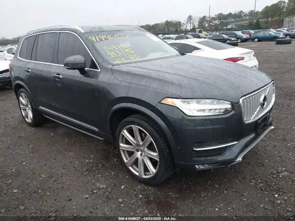 YV4A22PL6H1187726 2017 VOLVO XC90 - Image 1