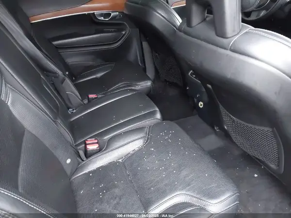 YV4A22PL6H1187726 2017 VOLVO XC90 - Image 8