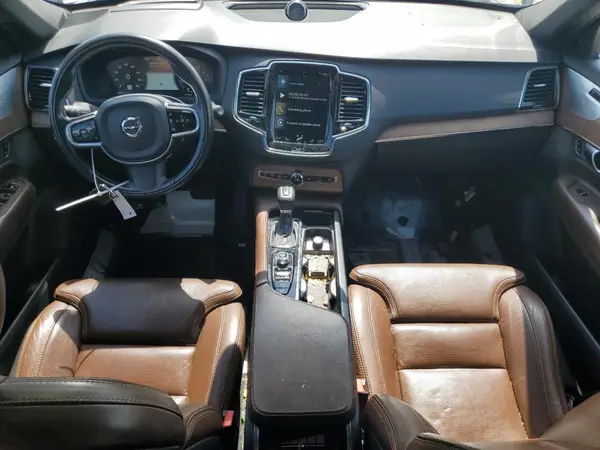 YV4A22PL6J1192320 2018 VOLVO XC90 - Image 8