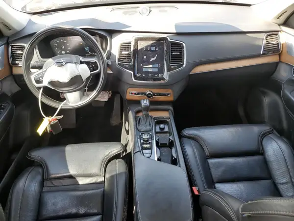 YV4A22PL6J1193631 2018 VOLVO XC90 - Image 8